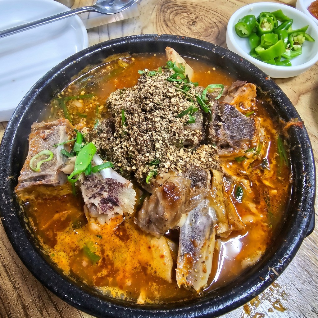 솜리전통뼈다귀탕 대표메뉴