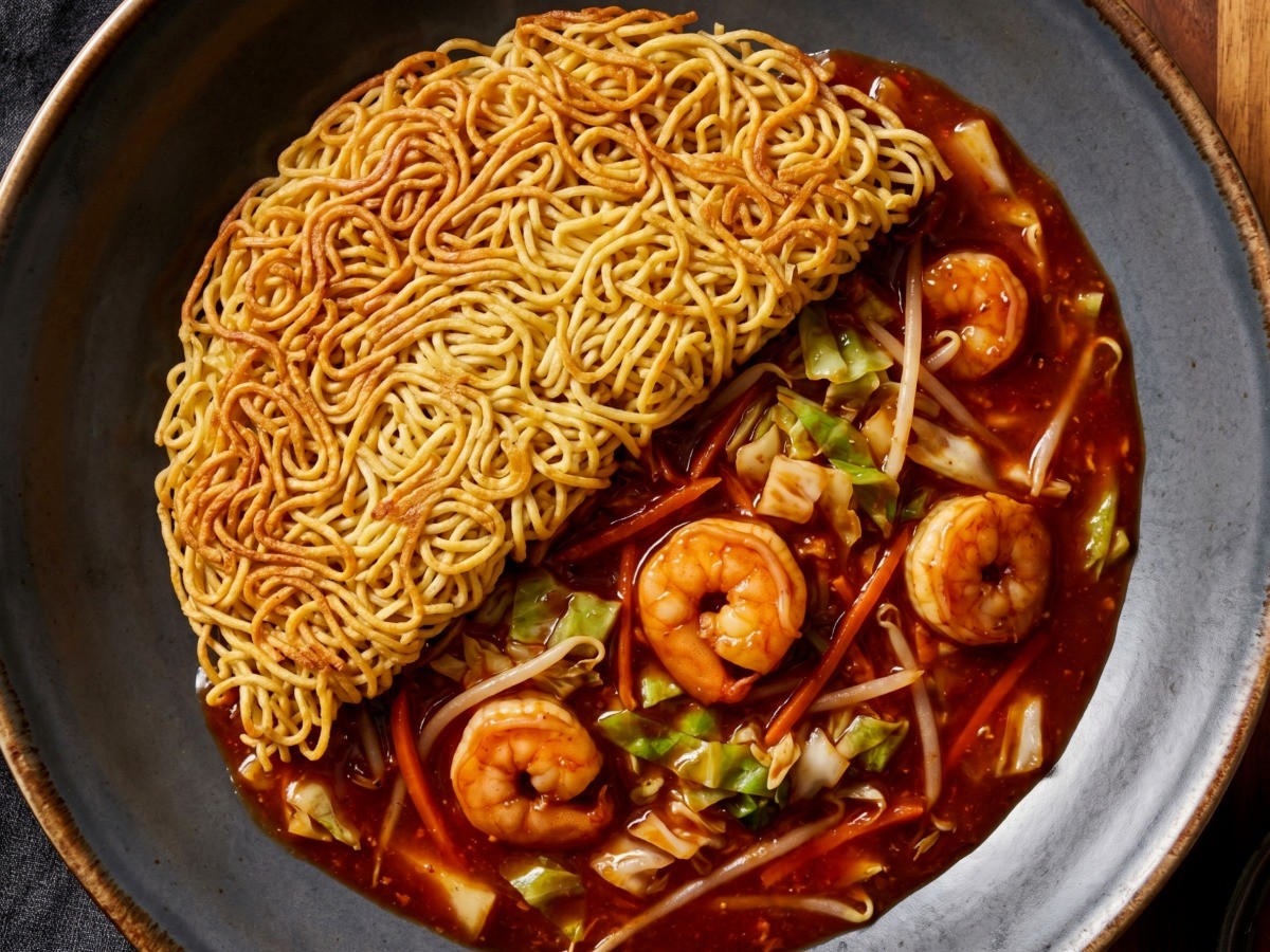 이연복 셰프의 겉바속촉 크리스피 중화라면 볶음짬뽕 완성 요리