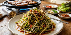 편스토랑 오윤아 콩나물 파절이 레시피 완성 - 삼겹살 고기반찬으로 완벽한 매콤달콤 파채무침