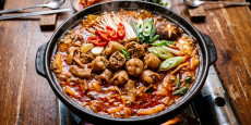 얼큰하고 진한 국물의 곱창 전골 완성 요리, 편스토랑 정상훈 레시피