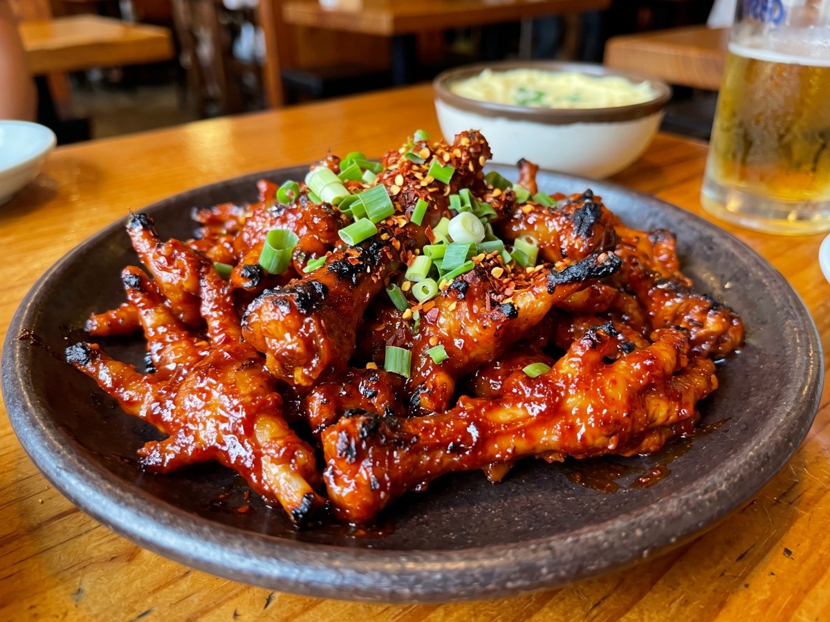 매콤한 빨간 닭발 완성 요리와 불맛 가득한 플레이팅, 편스토랑 박솔미 레시피