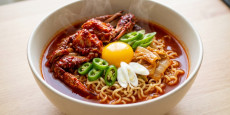 편스토랑 주상욱 양념게장 라면 완성 요리, 매콤달콤한 게장과 라면의 조화
