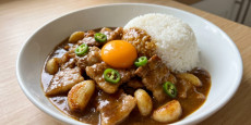마늘 카레 완성 요리와 달걀 노른자 토핑, 편스토랑 류수영 레시피