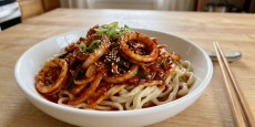 편스토랑 류수영 오징어볶음 칼국수 완성된 매콤한 비빔 면 요리